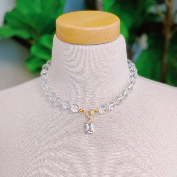 A Clear Crystal Ball Chain Necklace